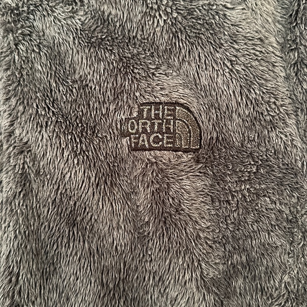 The North Face Women’s Osito Faux Fur Mock Neck Jacket Charcoal Gray Size Small - Picture 2 of 16